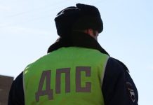 Начальник избивших девушку-опера питерских инспекторов заступился за них