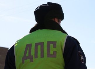 Начальник избивших девушку-опера питерских инспекторов заступился за них