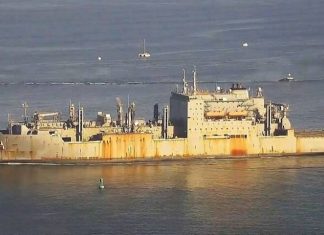 «Напоминают российский флот после распада СССР»: американцы удивлены ржавыми кораблями ВМС США