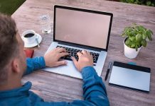 Названы функции компьютеров, которые могут отключиться в России из-за санкций Microsoft