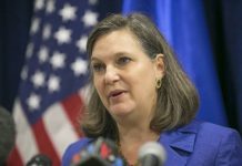 Нуланд: Украина хочет быть похожа на Париж, а не на Екатеринбург