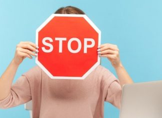 Пять регионов страны продлили режим нерабочих дней