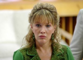 Проклова ответила на слова Рудинштейна о своей бурной интимной жизни