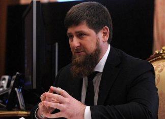 «Пытается развалить страну»: Кадыров отреагировал на инициативу Сокурова о референдуме по выходу регионов из состава РФ