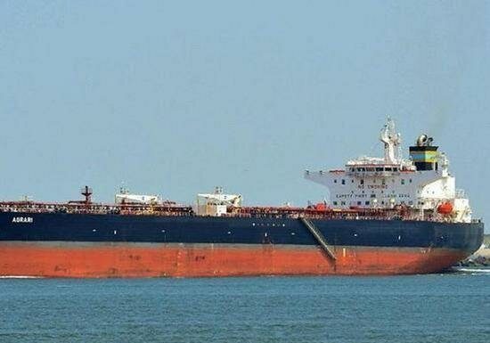 Reuters: суд в Греции отменил арест танкера с иранской нефтью