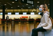 Россия снимет ограничения для прибывающих воздушным и морским транспортом