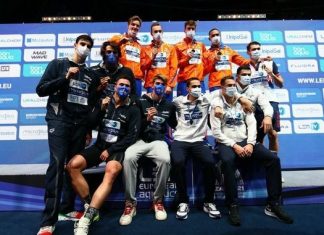 Российская сборная в Казани показывает чудеса на короткой воде