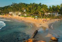 Шри-Ланка отменила тесты по прибытии для вакцинированных туристов