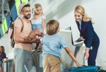 Совфед одобрил изменения в правилах выезда детей за рубеж