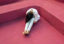 Травля пятиклассницы: брызгали мочой и лапали под хохот одноклассников