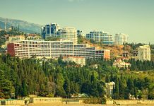 В Крыму вступили в силу новые правила заселения в гостиницы