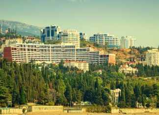 В Крыму вступили в силу новые правила заселения в гостиницы