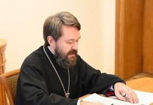 В РПЦ высказались о приговоре подростку, прикурившему от свечи в храме