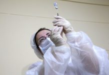 ВОЗ призвала ввести мораторий на ревакцинацию от коронавируса