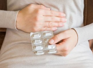 Врач назвала способы избавиться от изжоги без суспензий и таблеток