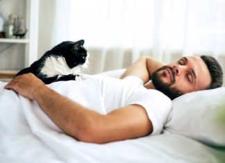 Врач-сомнолог объяснил, как легко сделать сон здоровым